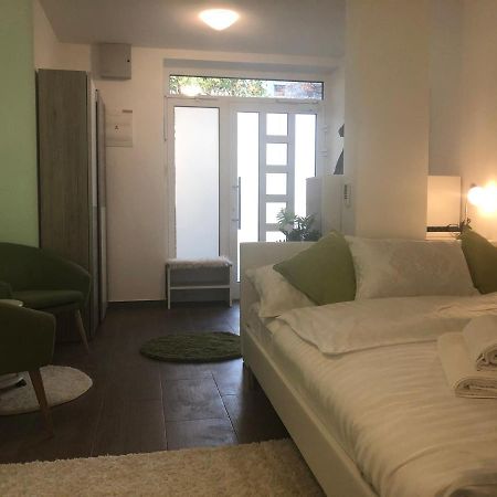 Luxury Central Studio Under The Castle Apartment Ljubljana Exterior photo
