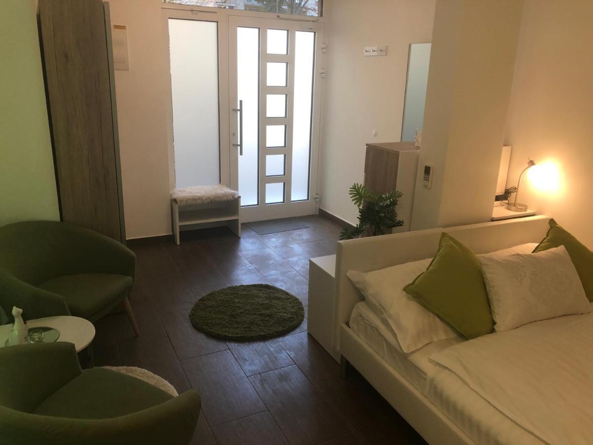 Luxury Central Studio Under The Castle Apartment Ljubljana Exterior photo